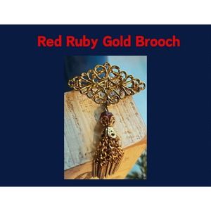 Vintage Estate Red Stone Beaded Filigree Circle Tassel Dangle Pin Gold Tone